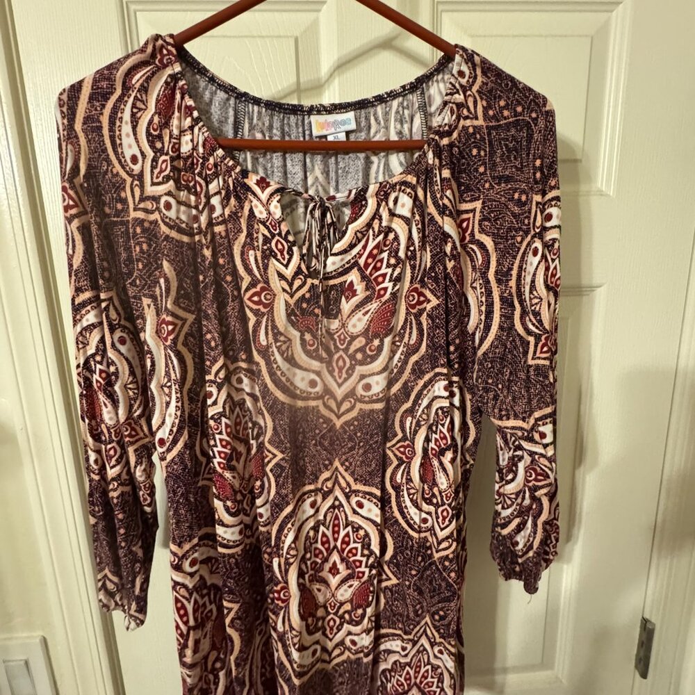 Lularoe Debra Peasant Top